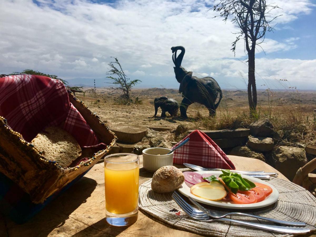 Original Maasai Lodge - Africa Amini Life Engare Nanyuki Экстерьер фото