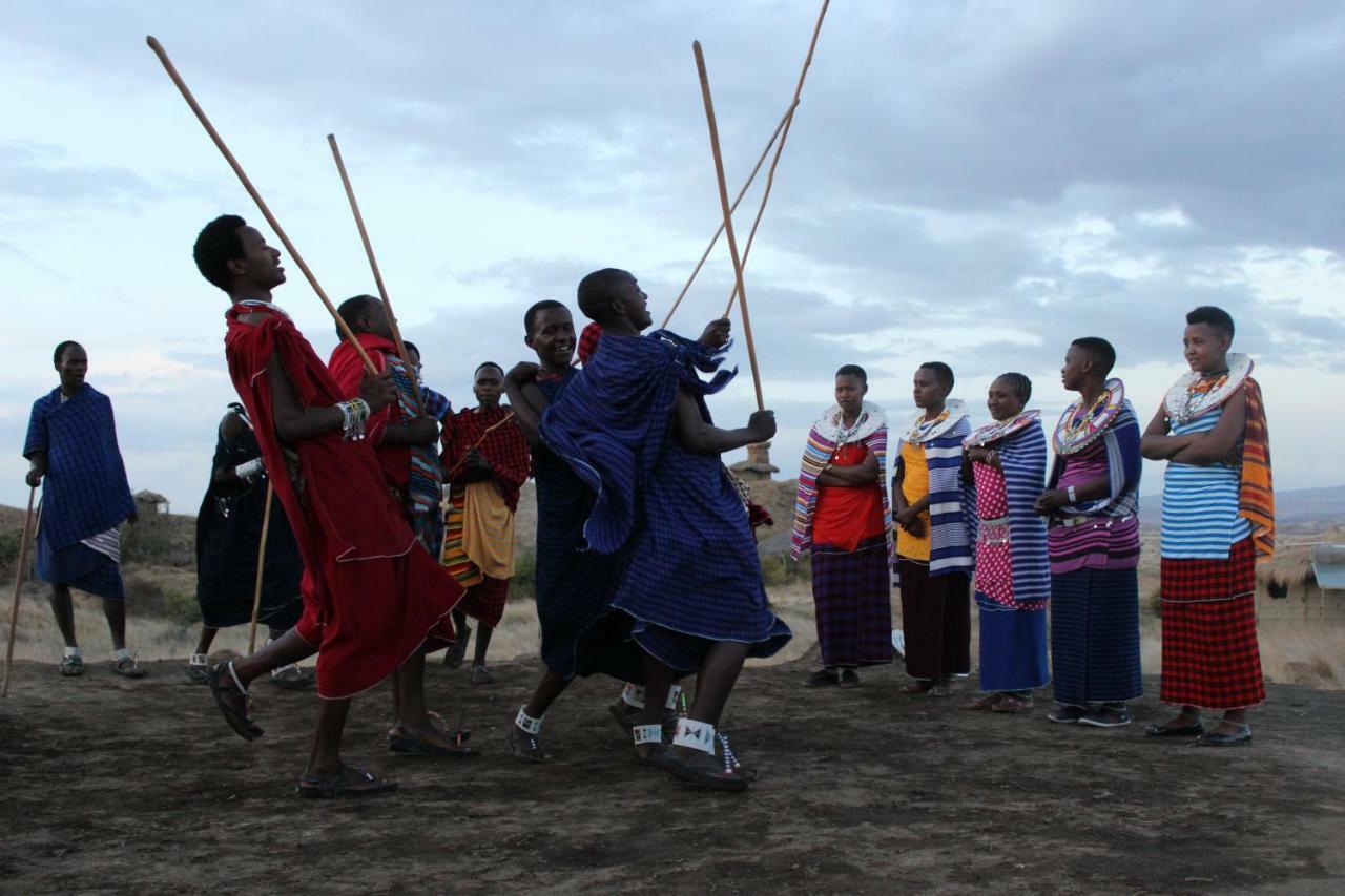 Original Maasai Lodge - Africa Amini Life Engare Nanyuki Экстерьер фото